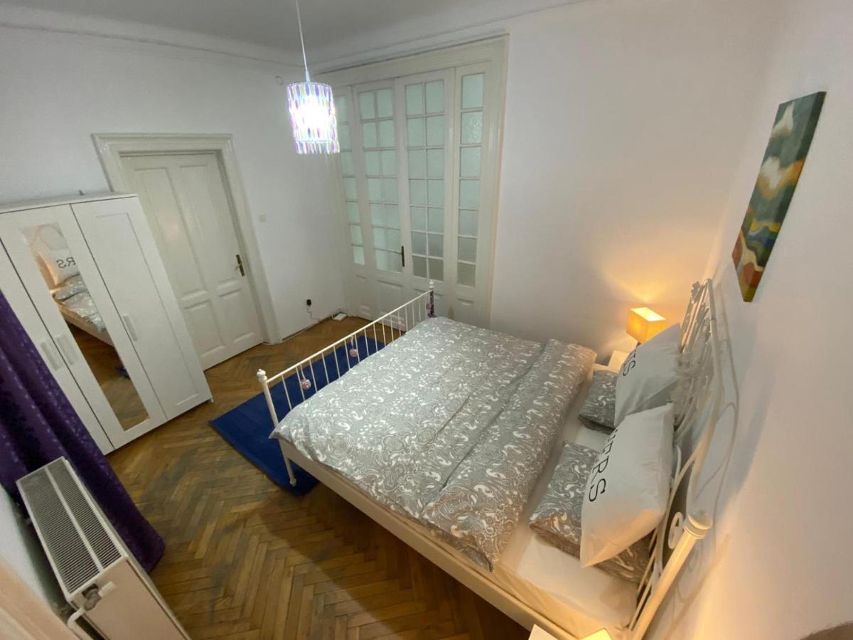 Union Square Sweethome Bucharest Exterior photo