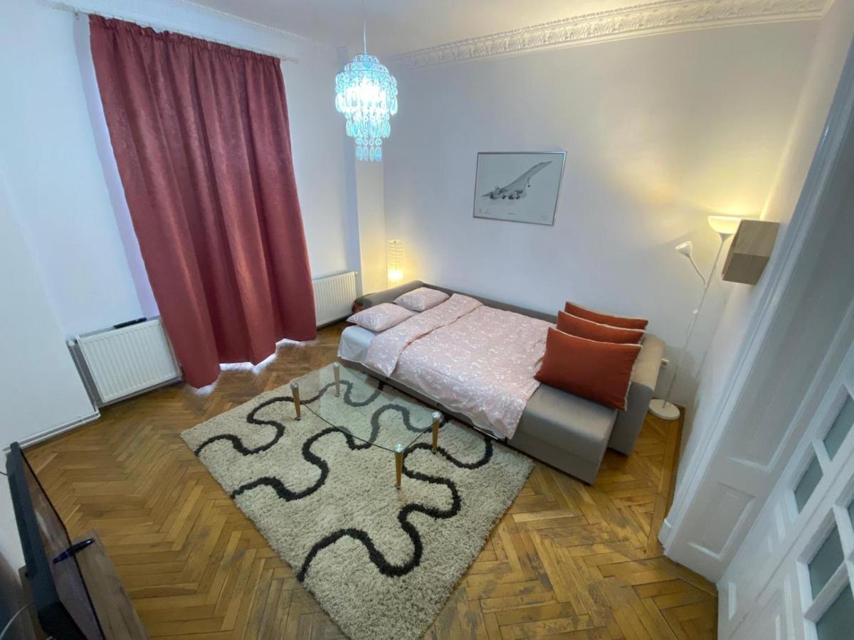 Union Square Sweethome Bucharest Exterior photo