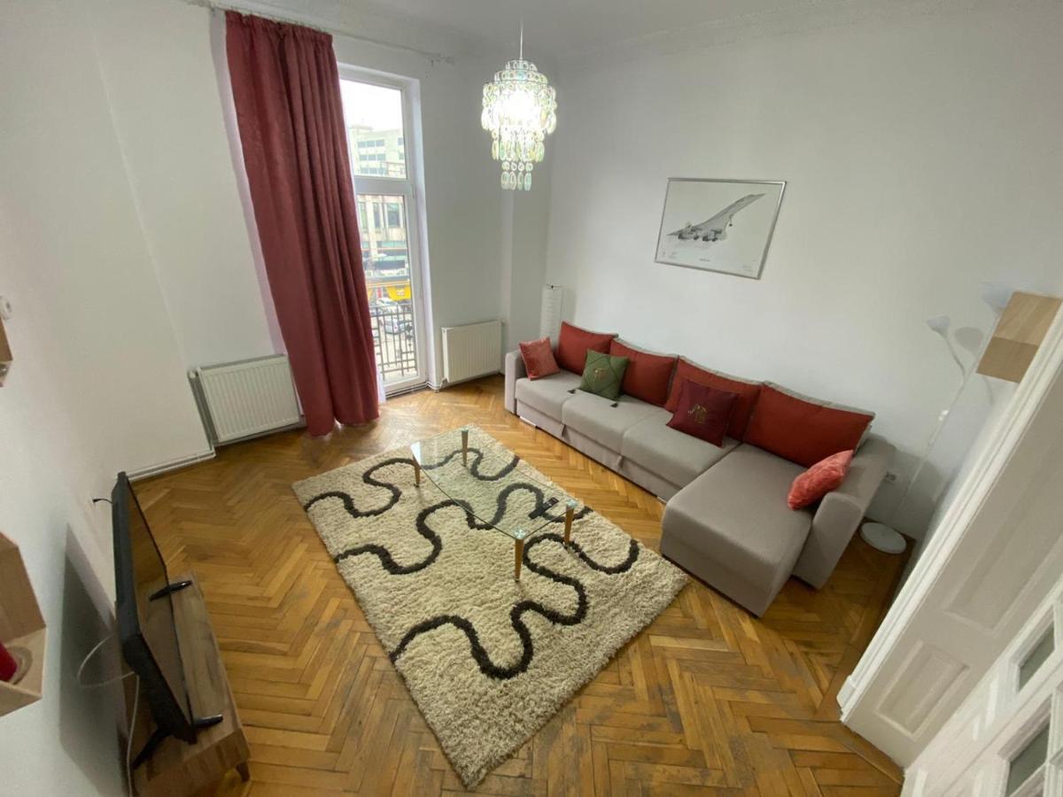 Union Square Sweethome Bucharest Exterior photo